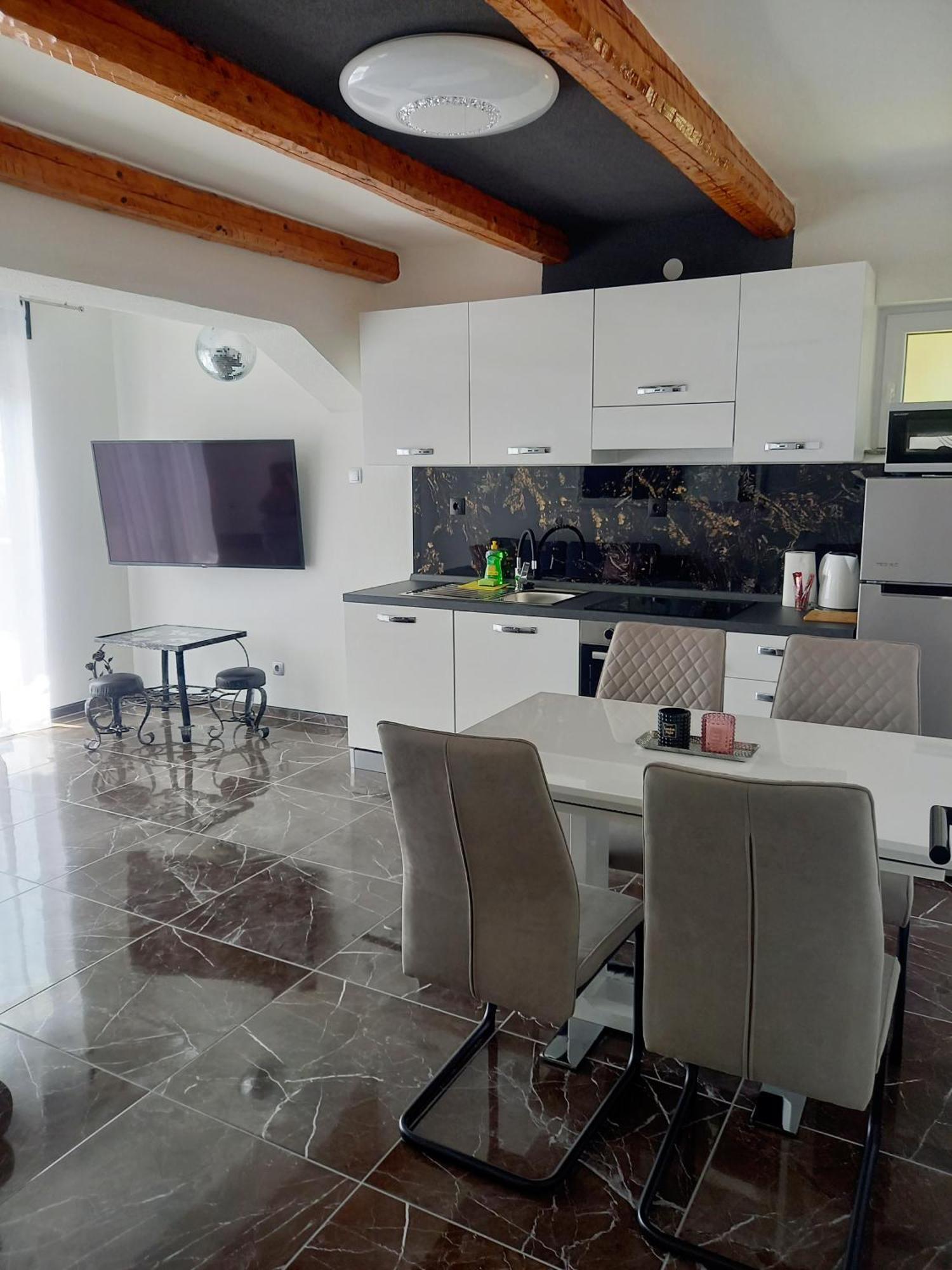 La Catedral Apartment Sveti Petar  Luaran gambar